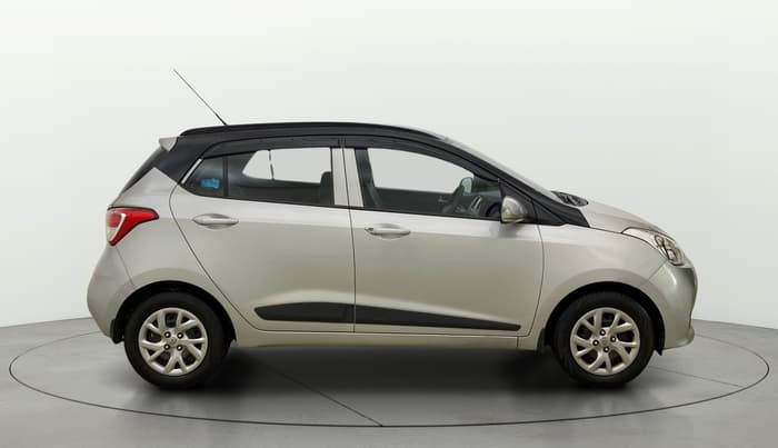 2017 Hyundai Grand i10 SPORTZ (O) 1.2 KAPPA VTVT, Petrol, Manual, 40,361 km, Right Side View