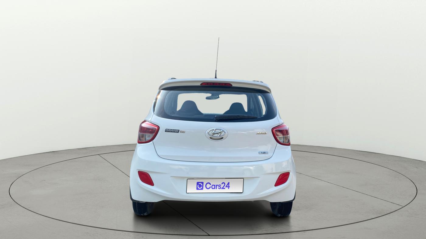 2016 Hyundai Grand i10 ASTA 1.2 KAPPA VTVT, Petrol, Manual, 1,07,242 km, Back/Rear