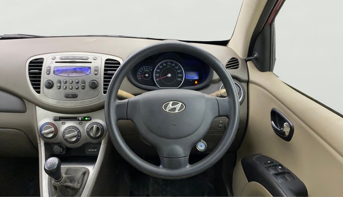 2013 Hyundai i10 SPORTZ 1.1, Petrol, Manual, 31,062 km, Steering Wheel Close Up