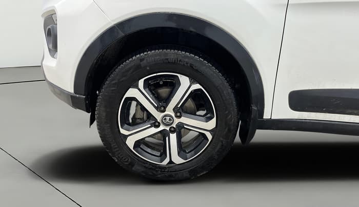 2021 Tata NEXON XZ PLUS PETROL, CNG, Manual, 1,11,291 km, Left Front Wheel