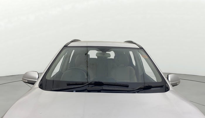 2017 Mahindra XUV500 W6 AT, Diesel, Automatic, 1,01,564 km, Front Windshield