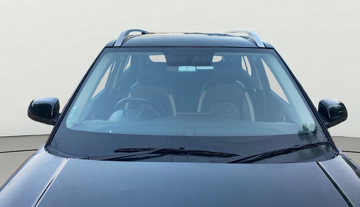 2024 Hyundai VENUE SX 1.2 PETROL, CNG, Manual, 31,232 km, Front Windshield