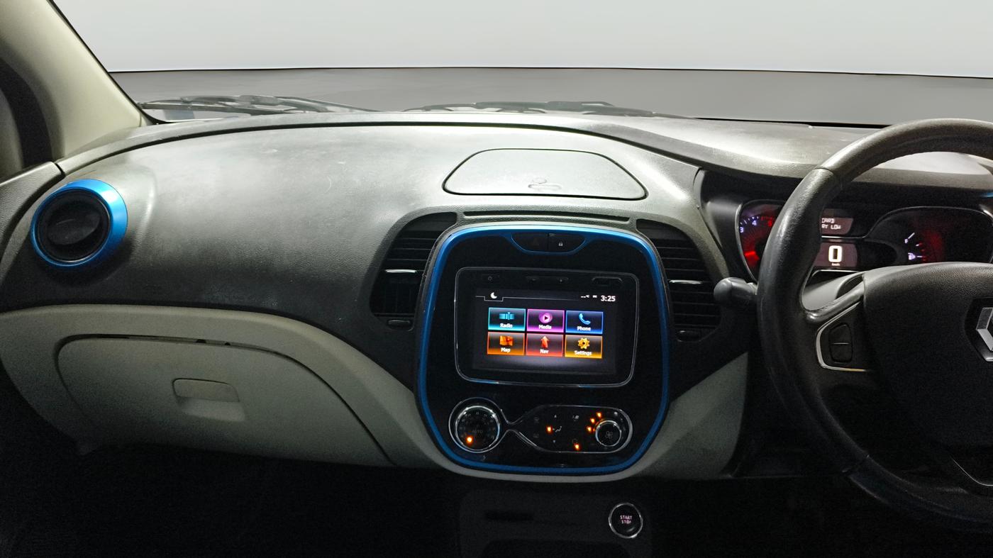 2018 Renault Captur RXT DIESEL DUAL TONE, Diesel, Manual, 92,525 km, Air Conditioner