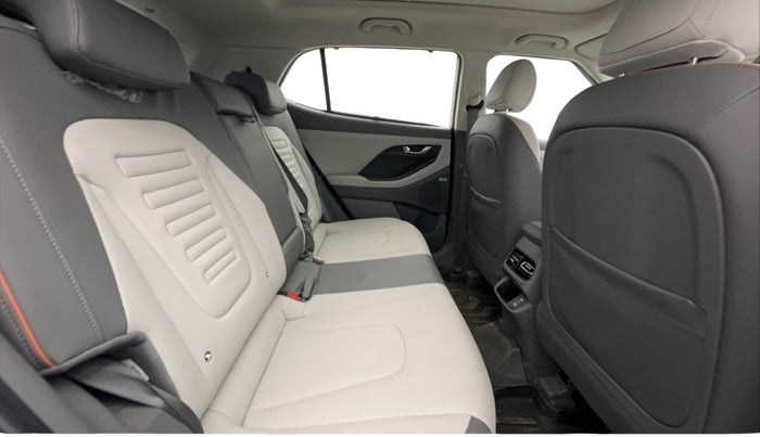 2024 Hyundai Creta SX (O) 1.5 TURBO DCT, Petrol, Automatic, 8,226 km, Right Side Rear Door Cabin