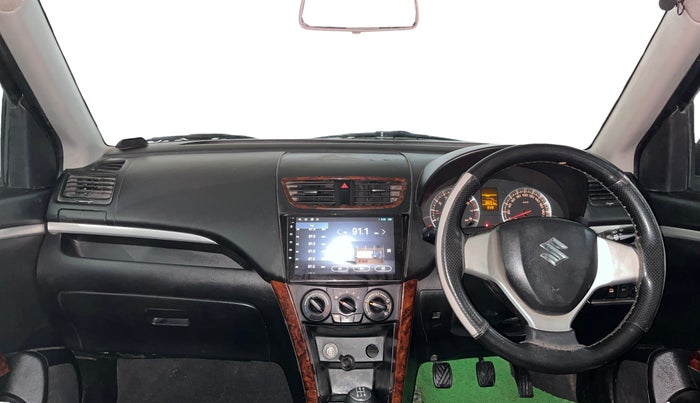 2014 Maruti Swift VXI, Petrol, Manual, 90,243 km, Dashboard