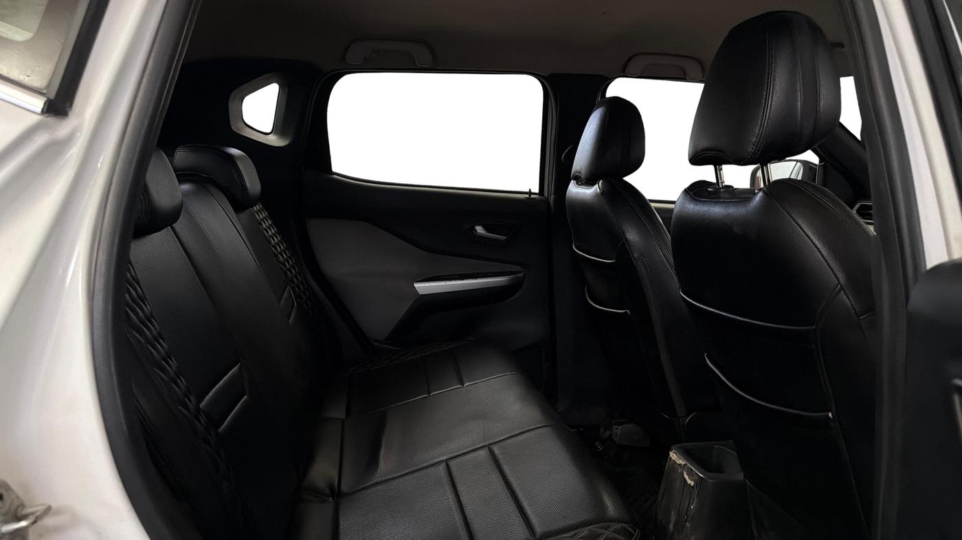 2021 Nissan MAGNITE XL, Petrol, Manual, 30,813 km, Right Side Rear Door Cabin