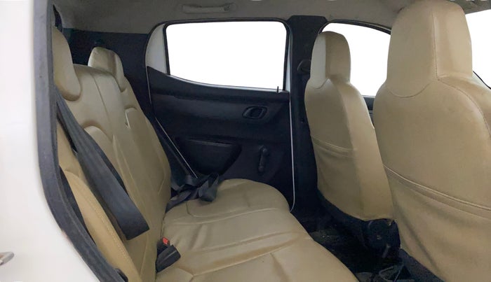 2017 Renault Kwid RXL, Petrol, Manual, 44,208 km, Right Side Rear Door Cabin