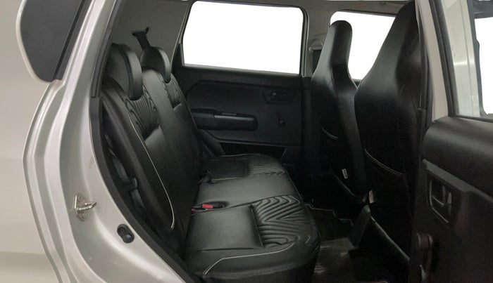 2019 Maruti New Wagon-R LXI CNG (O) 1.0, CNG, Manual, 14,483 km, Right Side Rear Door Cabin