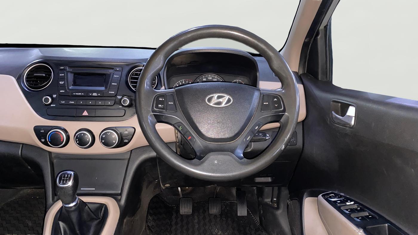 2014 Hyundai Xcent S (O) 1.2, Petrol, Manual, 79,559 km, Steering Wheel Close Up