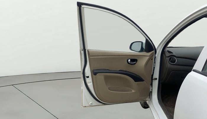 2013 Hyundai i10 SPORTZ 1.2, Petrol, Manual, 1,12,204 km, LHS Front Door