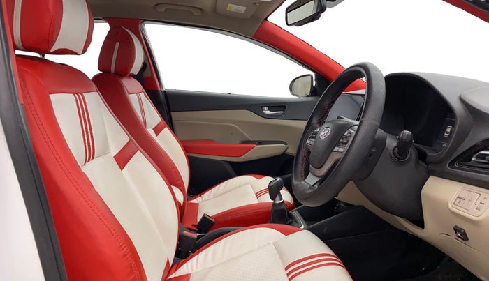 2022 Hyundai Verna SX (O)1.5 VTVT, CNG, Manual, 60,708 km, Right Side Front Door Cabin