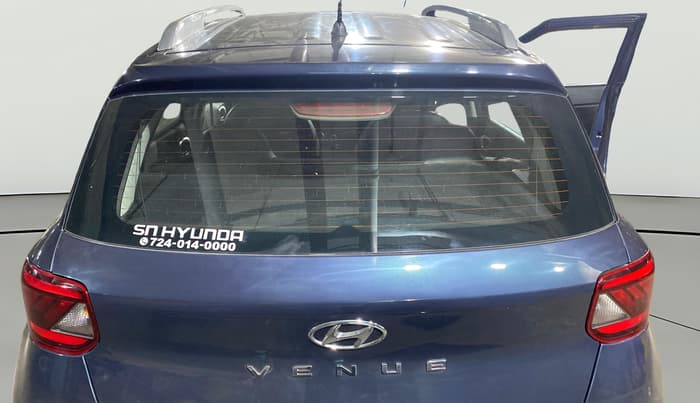 2022 Hyundai VENUE S 1.2, Petrol, Manual, 77,932 km, Rear Windshield