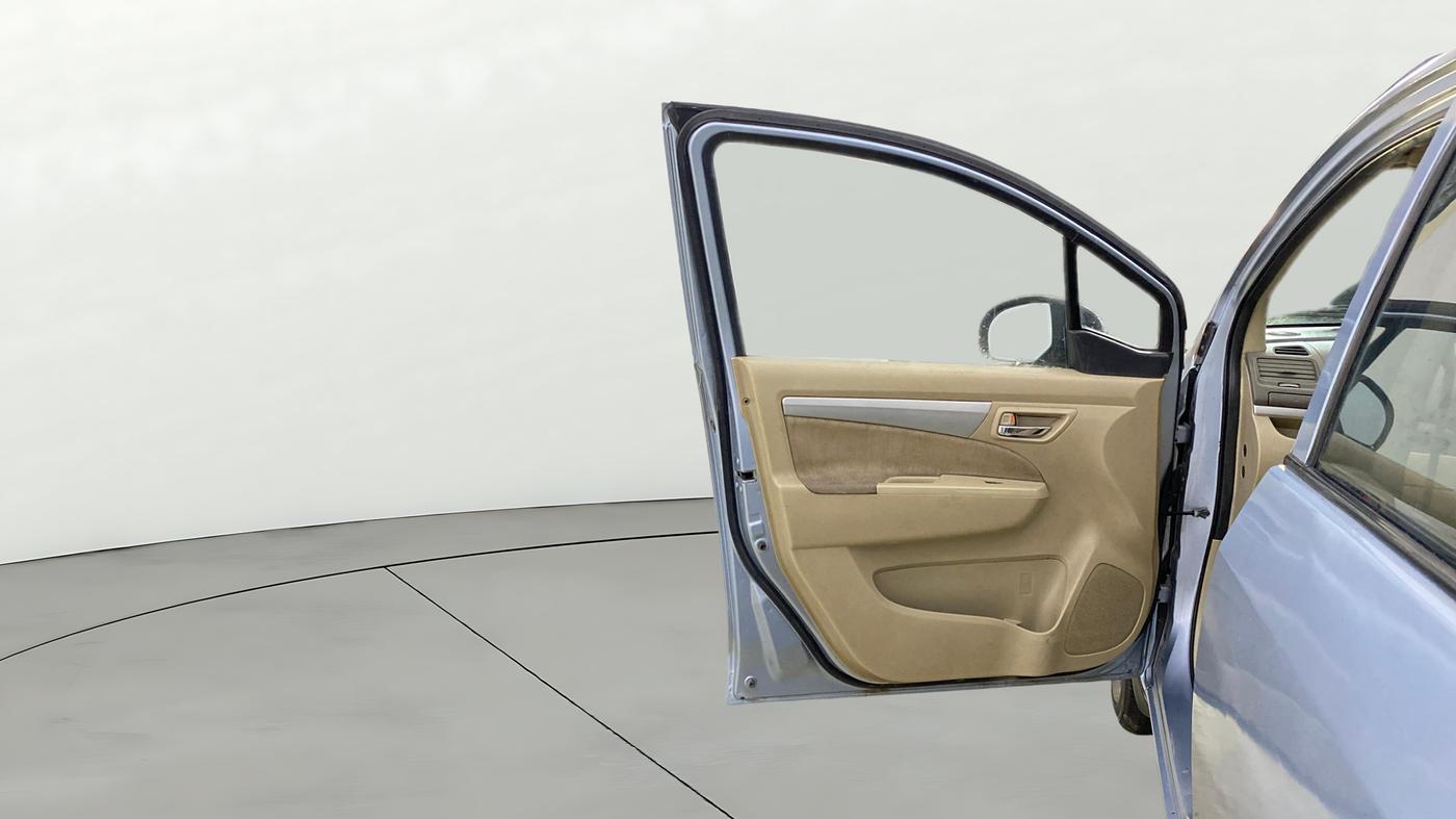 2014 Maruti Ertiga ZXI, Petrol, Manual, 1,09,924 km, LHS Front Door