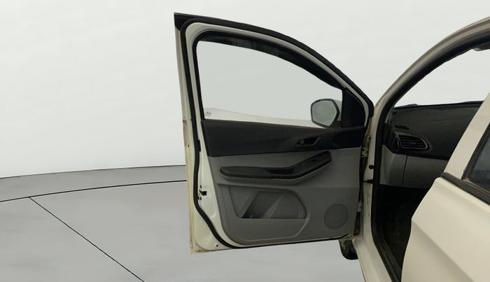 2021 Tata Tiago XT (O) PETROL, Petrol, Manual, 63,689 km, LHS Front Door