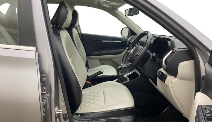 2020 KIA SONET HTX 1.0 IMT, Petrol, Manual, 69,800 km, Right Side Front Door Cabin