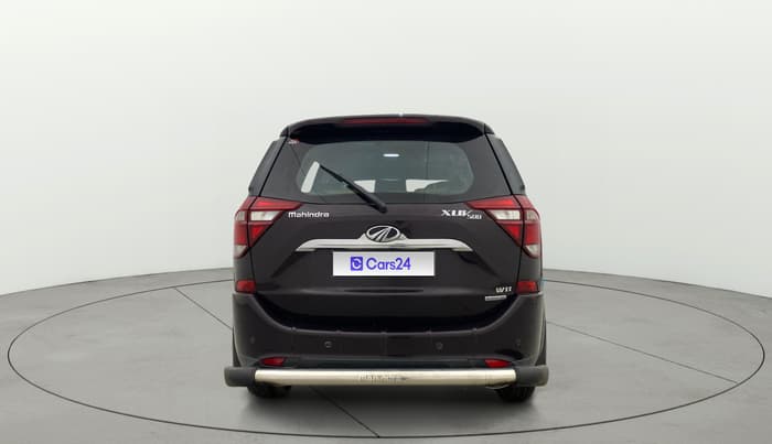 2018 Mahindra XUV500 W11 AT, Diesel, Automatic, 29,981 km, Back/Rear