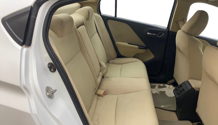 2018 Honda City 1.5L I-VTE V CVT, Petrol, Automatic, 1,44,063 km, Right Side Rear Door Cabin