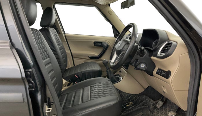 2022 Mahindra BOLERO NEO N 8, Diesel, Manual, 93,881 km, Right Side Front Door Cabin