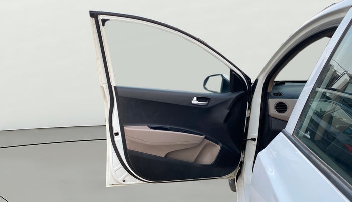 2019 Hyundai Grand i10 SPORTZ 1.2 KAPPA VTVT, Petrol, Manual, 71,471 km, LHS Front Door