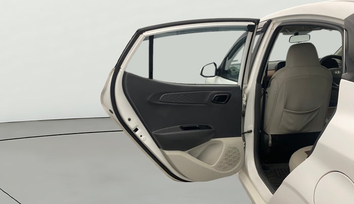 2023 Hyundai AURA S 1.2 CNG, CNG, Manual, 33,627 km, LHS Rear Door