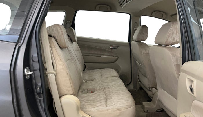 2014 Maruti Ertiga VXI, Petrol, Manual, 48,724 km, Right Side Rear Door Cabin