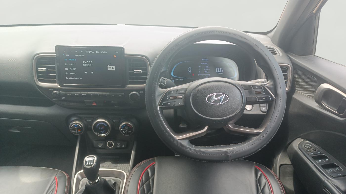 2024 Hyundai VENUE SX 1.2 KNIGHT EDITION, Petrol, Manual, 44,498 km, Steering Wheel Close Up