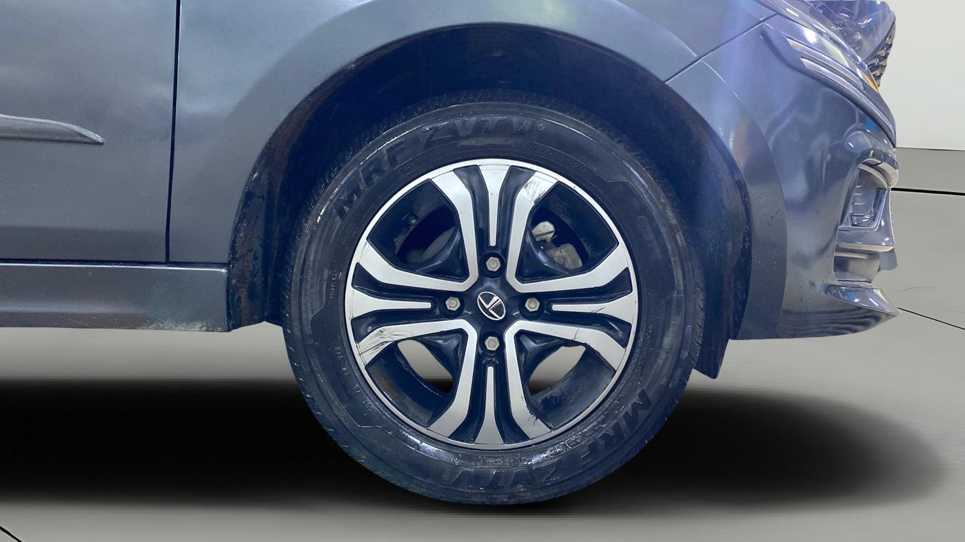2023 Tata Tiago XT PETROL, Petrol, Manual, 15,665 km, Right Front Wheel
