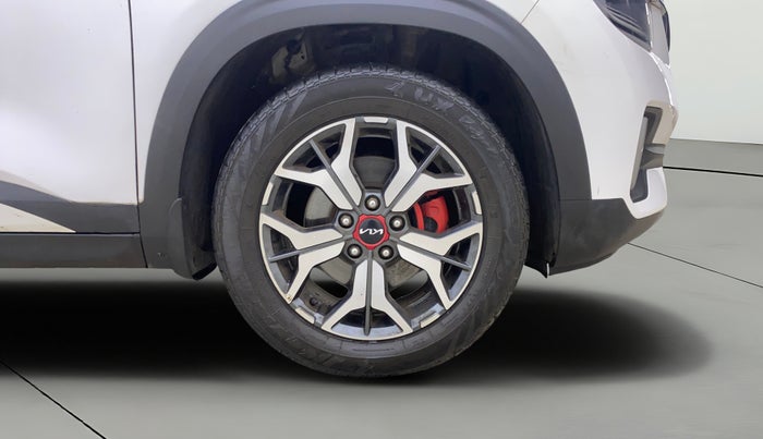 2022 KIA SELTOS GTX PLUS DCT 1.4 PETROL, Petrol, Automatic, 52,119 km, Right Front Wheel