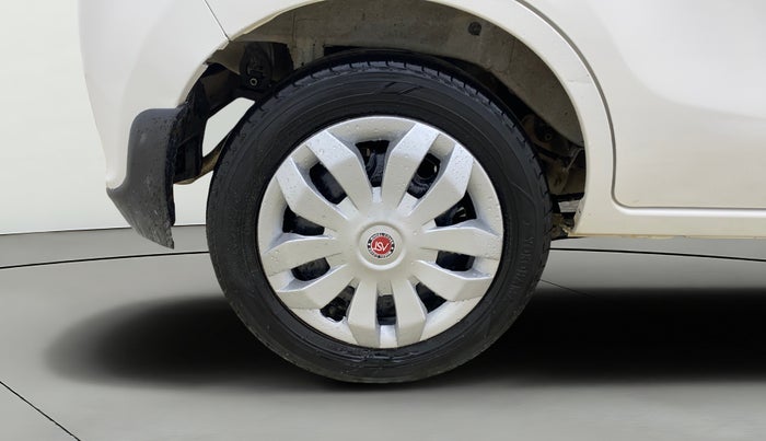 2016 Maruti Alto K10 VXI AMT, CNG, Automatic, 80,754 km, Right Rear Wheel