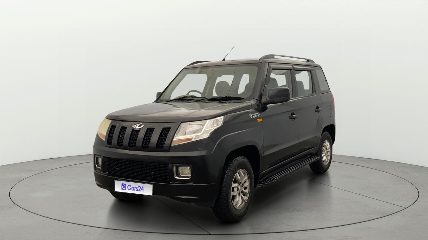 2016 Mahindra TUV300 T8, Diesel, Manual, 1,26,142 km, Left Front Diagonal