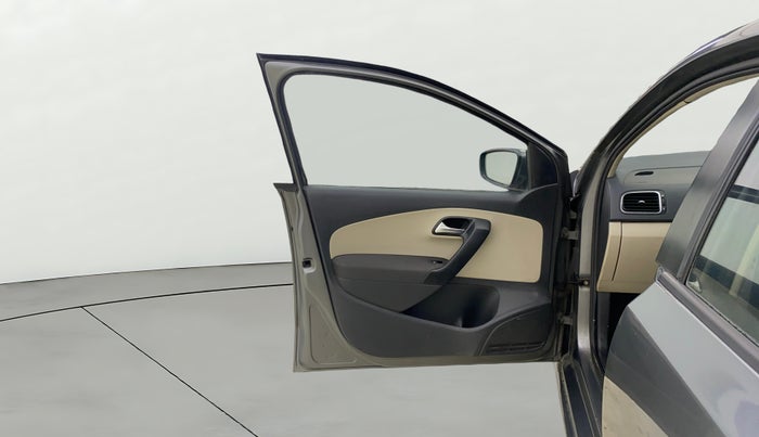 2014 Volkswagen Polo HIGHLINE1.2L, Petrol, Manual, 90,357 km, LHS Front Door