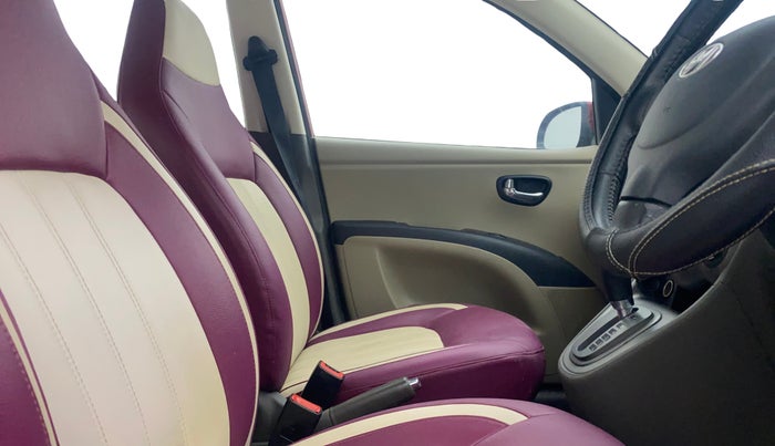 2013 Hyundai i10 SPORTZ 1.2 AT, Petrol, Automatic, 82,535 km, Right Side Front Door Cabin