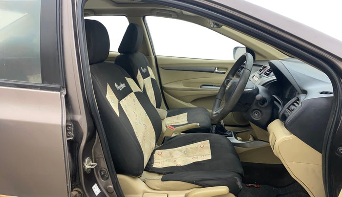 2012 Honda City 1.5L I-VTEC V MT SUNROOF, Petrol, Manual, 1,00,199 km, Right Side Front Door Cabin