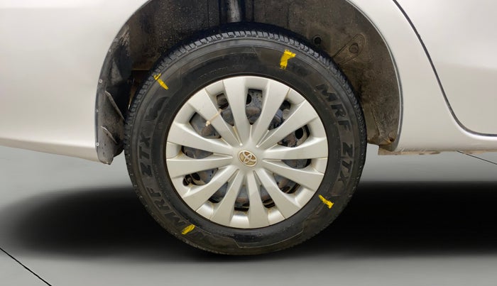 2016 Toyota Etios G, Petrol, Manual, 1,45,498 km, Right Rear Wheel