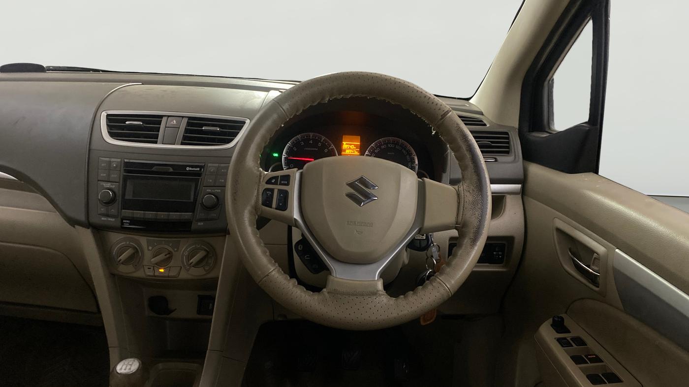 2016 Maruti Ertiga VXI CNG, CNG, Manual, 88,892 km, Steering Wheel Close Up
