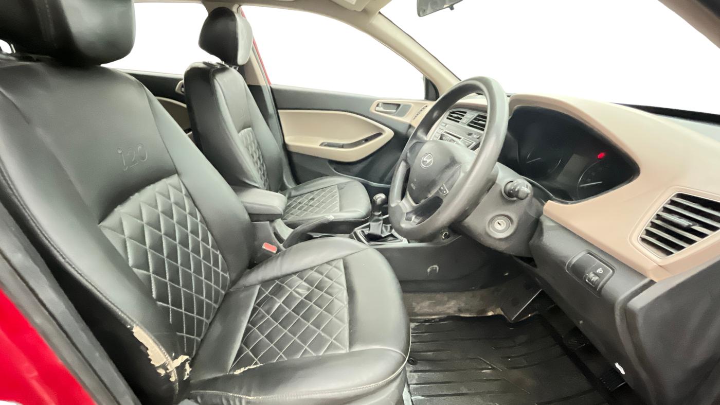 2017 Hyundai Elite i20 MAGNA EXECUTIVE 1.2, Petrol, Manual, 60,240 km, Right Side Front Door Cabin