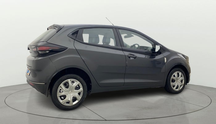2021 Tata ALTROZ XT PETROL, Petrol, Manual, 23,705 km, Right Back Diagonal
