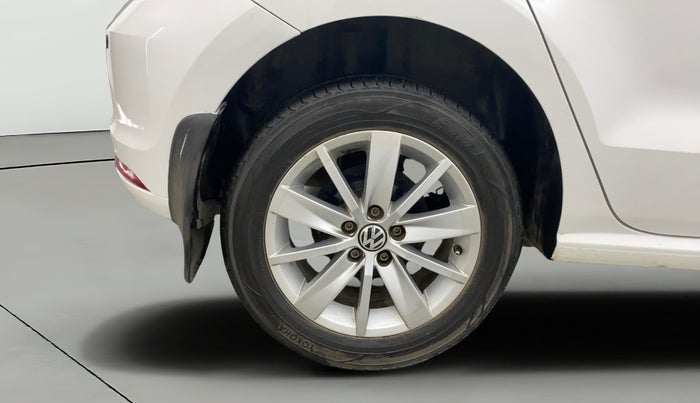 2017 Volkswagen Polo HIGHLINE1.5L, Diesel, Manual, 68,743 km, Right Rear Wheel