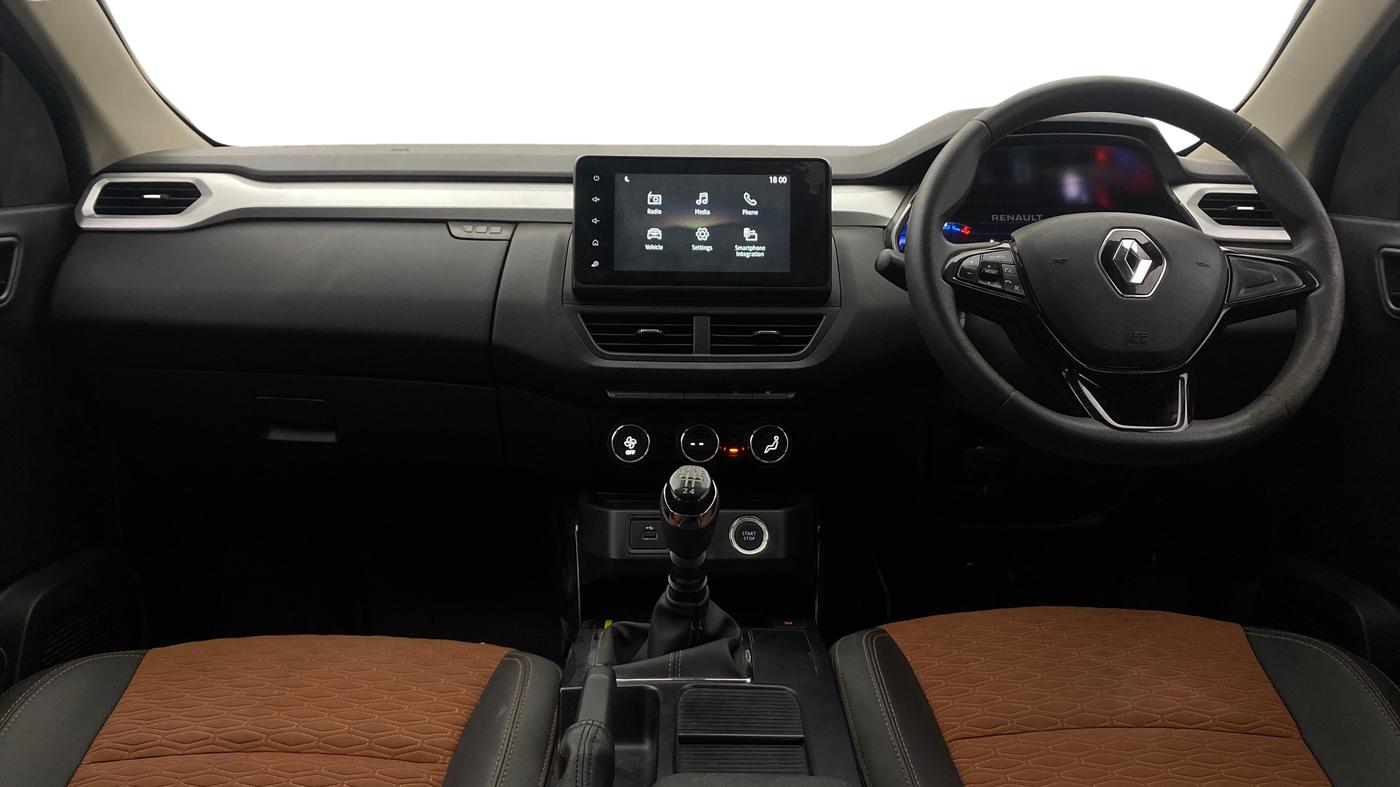 2024 Renault Kiger RXT (O) MT DUAL TONE, Petrol, Manual, 49,827 km, Dashboard