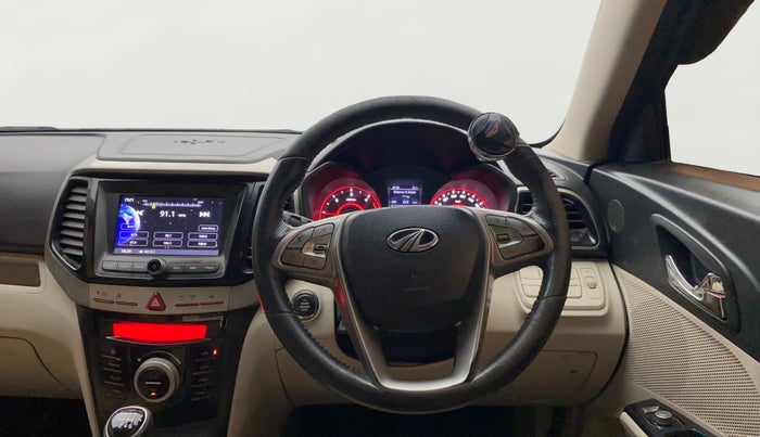 2019 Mahindra XUV300 W8 1.5 DIESEL, Diesel, Manual, 84,079 km, Steering Wheel Close Up