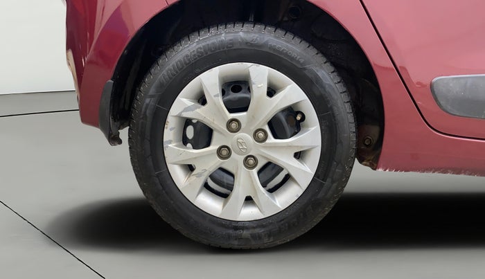 2016 Hyundai Grand i10 SPORTZ 1.2 KAPPA VTVT, Petrol, Manual, 51,279 km, Right Rear Wheel