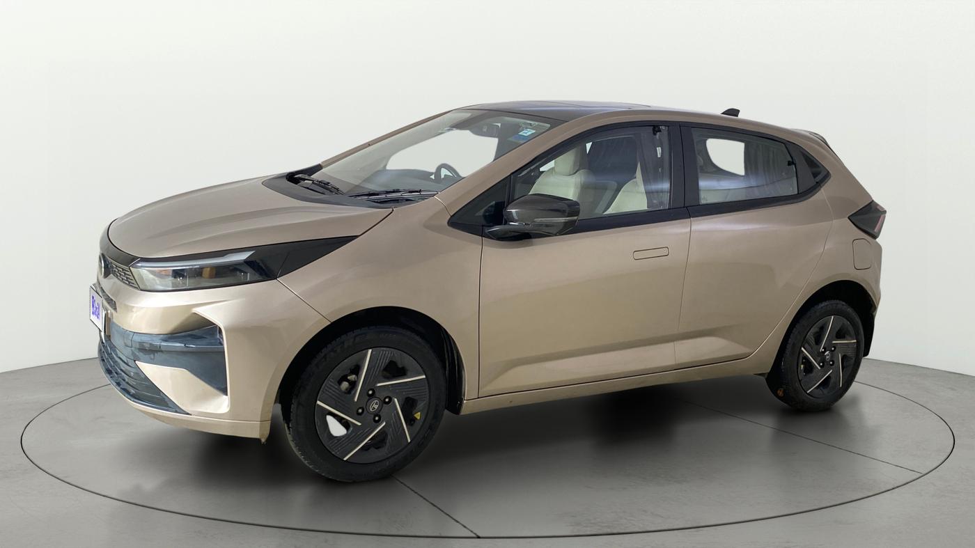 2025 Tata ALTROZ Accomplished Plus S Petrol 6DCT, Petrol, Automatic, 35,037 km, Left Front Diagonal