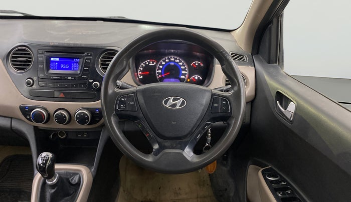 2016 Hyundai Grand i10 SPORTZ 1.1 CRDI, Diesel, Manual, 1,28,999 km, Steering Wheel Close Up