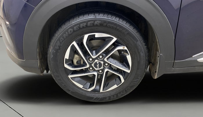 2022 KIA CARENS LUXURY PLUS 1.5 DIESEL AT 7 STR, Diesel, Automatic, 83,166 km, Left Front Wheel