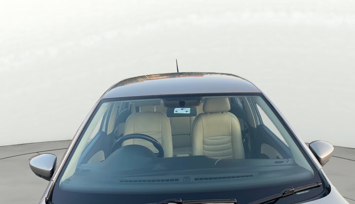 2017 Skoda Rapid AMBITION 1.5 TDI, Diesel, Manual, 1,21,653 km, Front Windshield