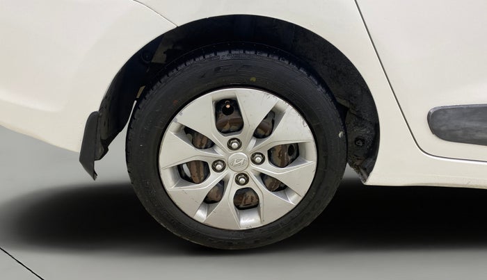 2016 Hyundai Xcent S 1.2, Petrol, Manual, 64,807 km, Right Rear Wheel