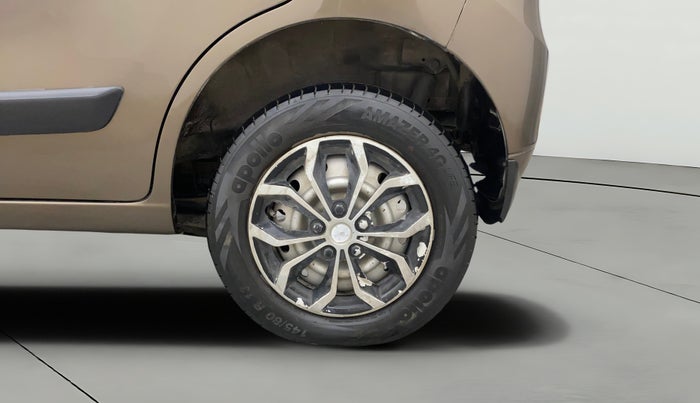 2017 Maruti Wagon R 1.0 LXI CNG, CNG, Manual, 1,04,395 km, Left Rear Wheel