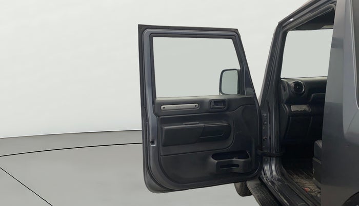 2022 Mahindra Thar LX PETROL HT 4WD AT, Petrol, Automatic, 20,628 km, LHS Rear Door