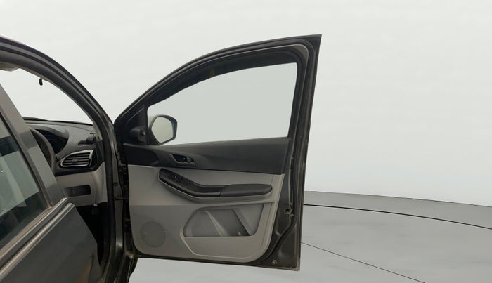 2021 Tata Tiago XT PETROL, Petrol, Manual, 24,626 km, RHS Front Door