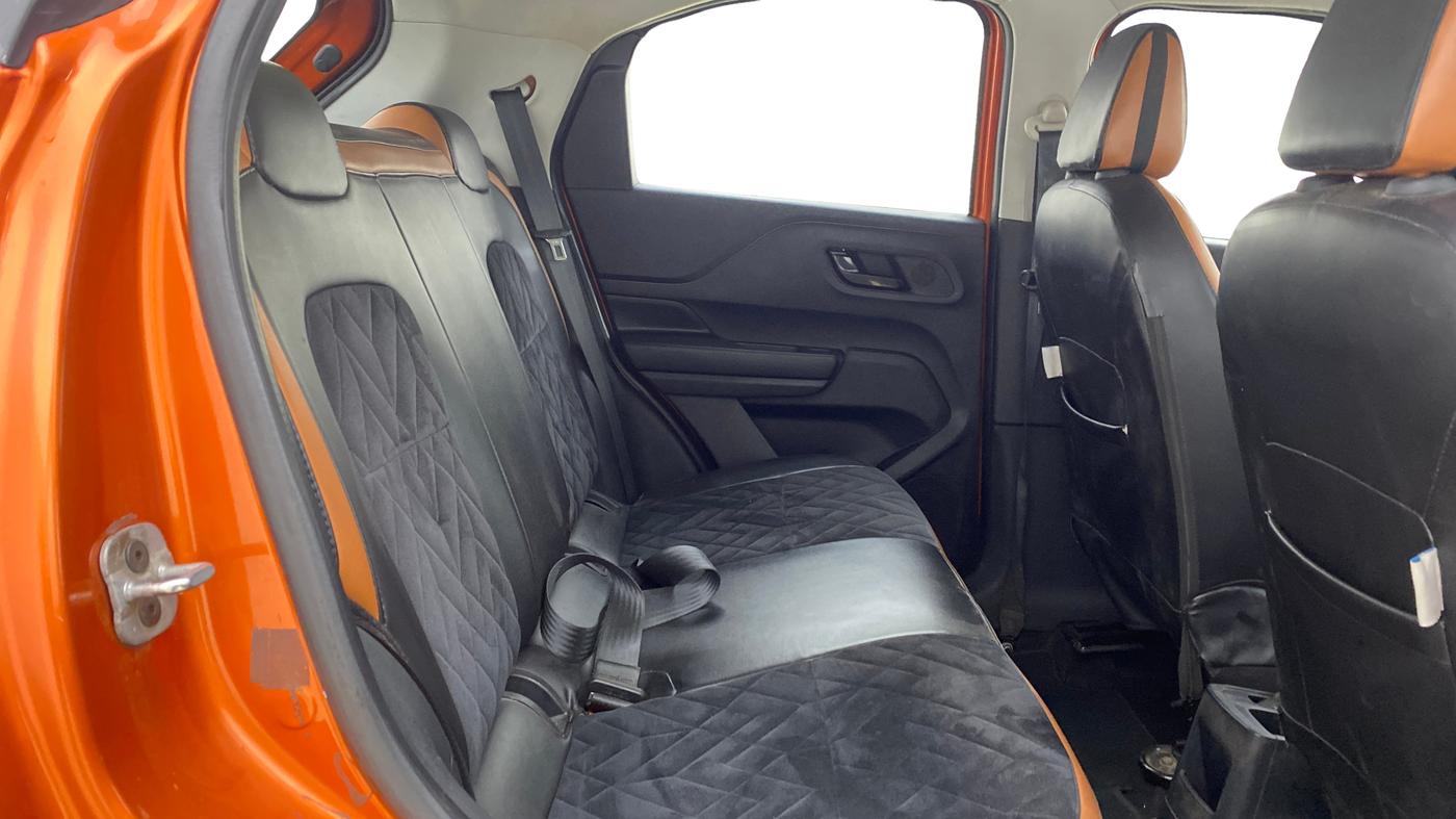 2022 Tata PUNCH ADVENTURE MT, Petrol, Manual, 45,108 km, Right Side Rear Door Cabin